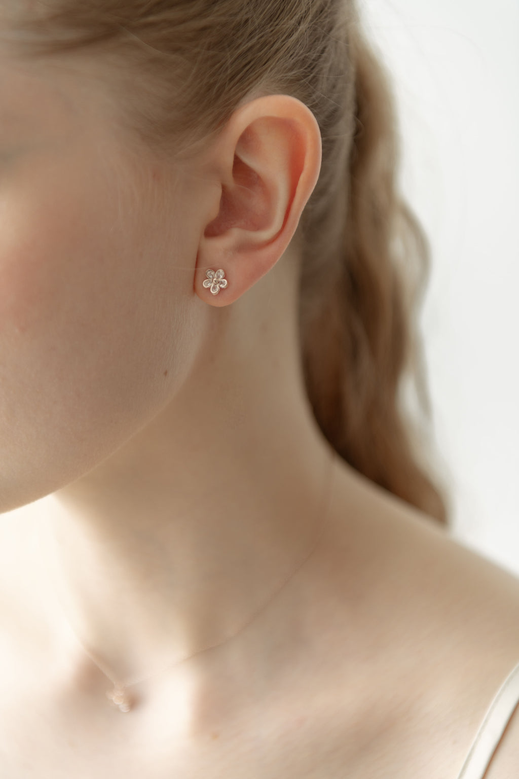 Clair Flower Pierce / Rose Gold