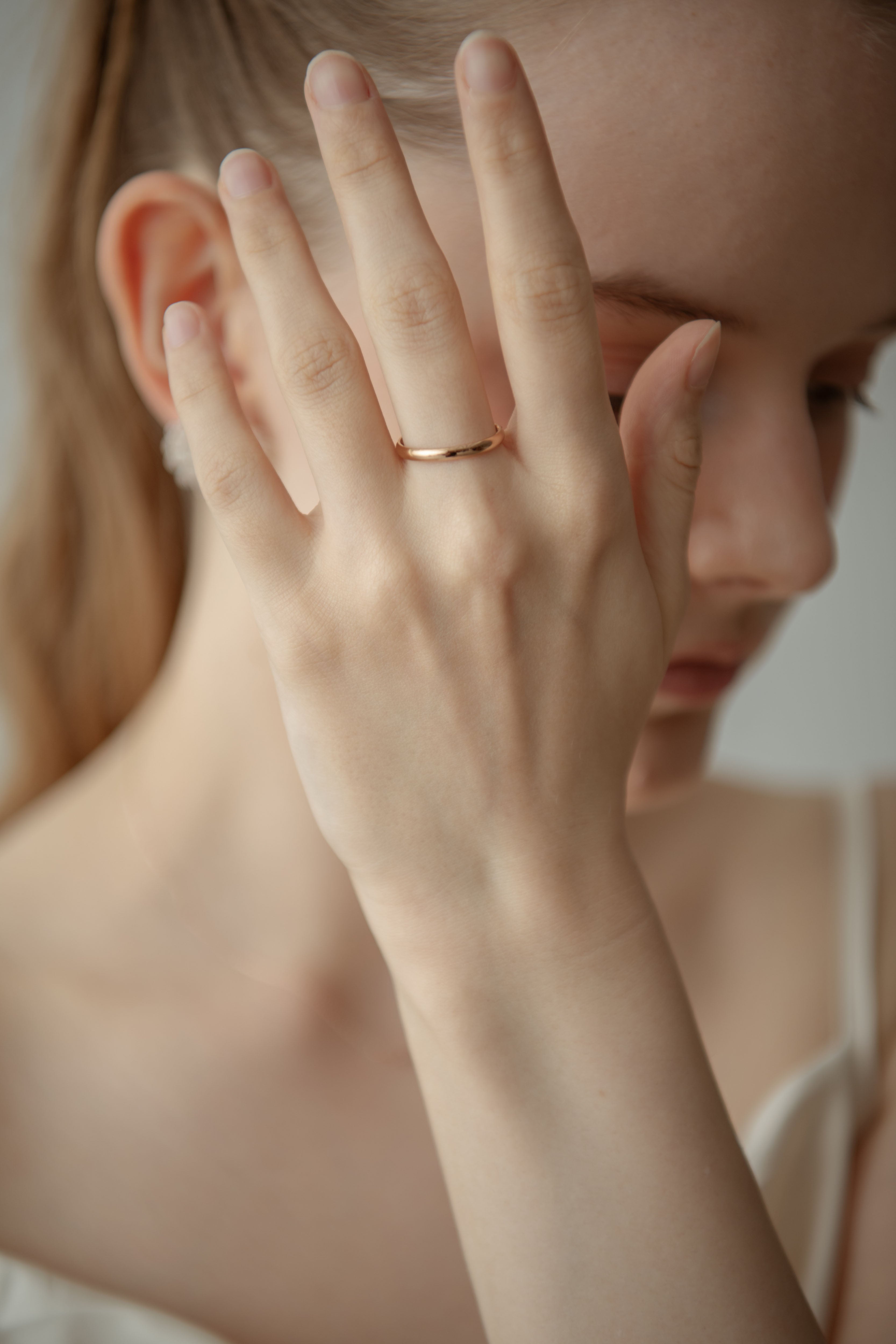 Minimal Thin Ring / Rose Gord