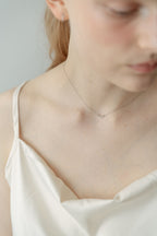 Nuance V Necklace  / Silver