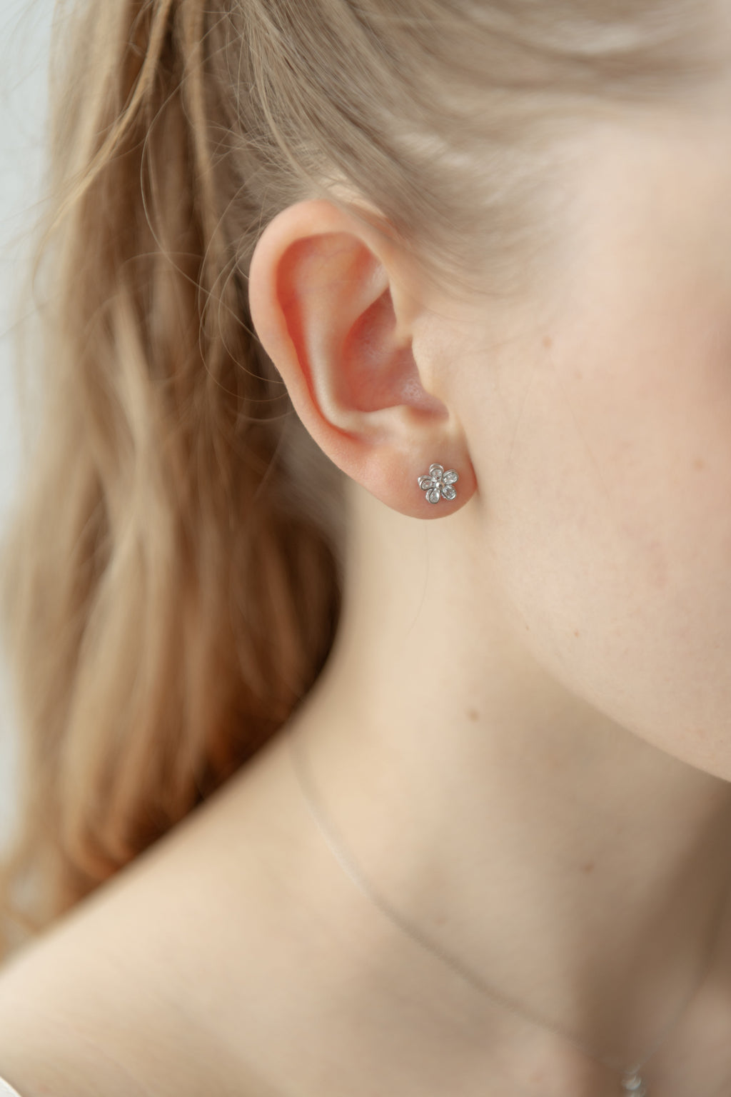 Clair Flower Pierce / Silver