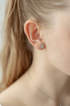 Clair Flower Pierce / Silver