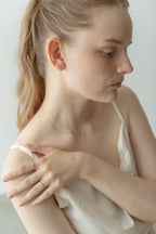 Tear Line Ring / Gold
