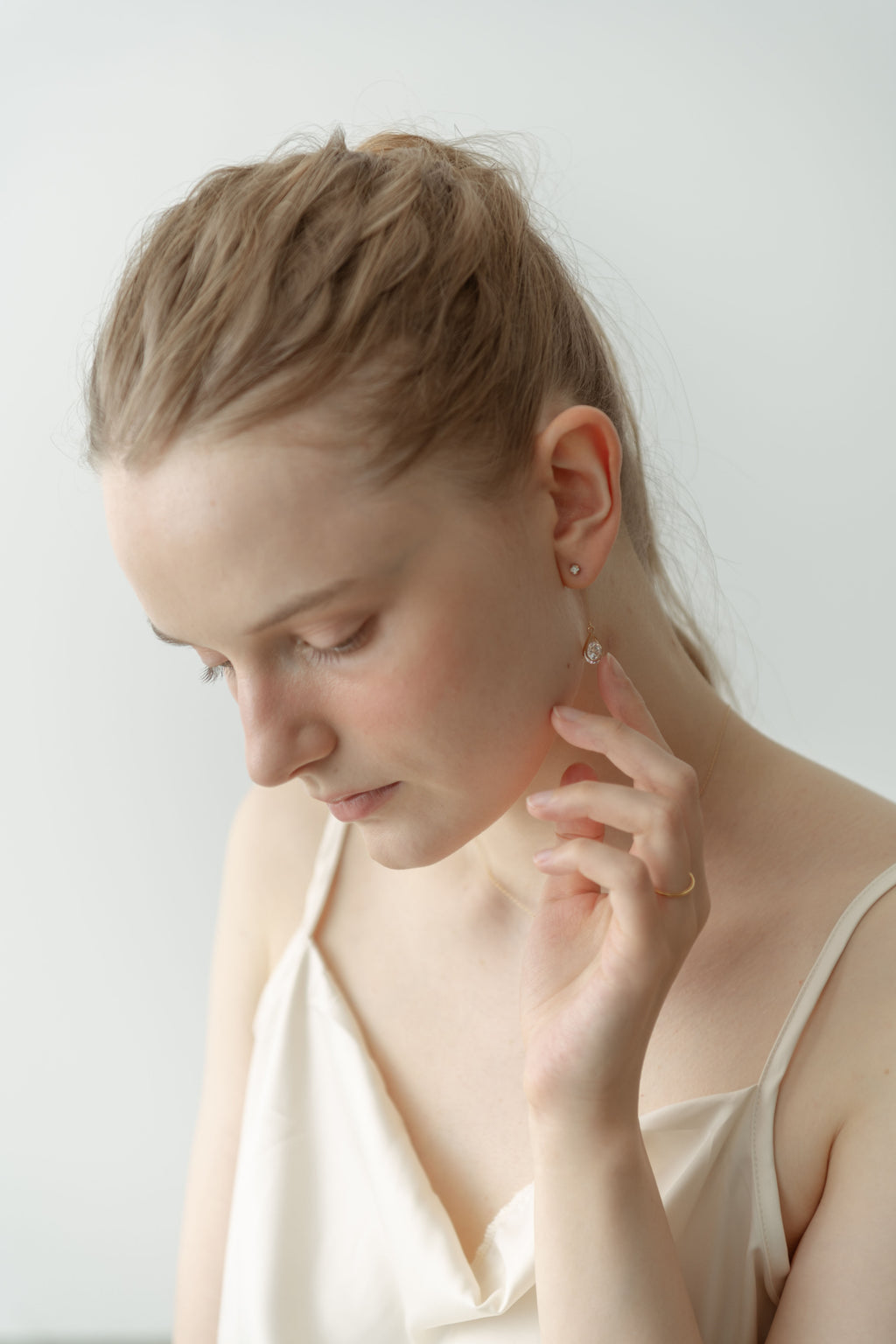 Grace Drop Pierce / Gold