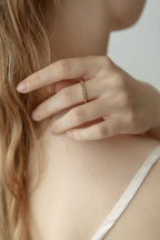 Eternal Stone Ring / Gold