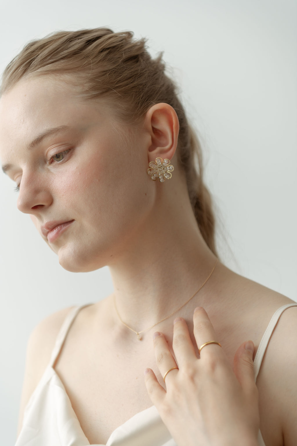 Crystal Petal Bloom Pierce / Gold
