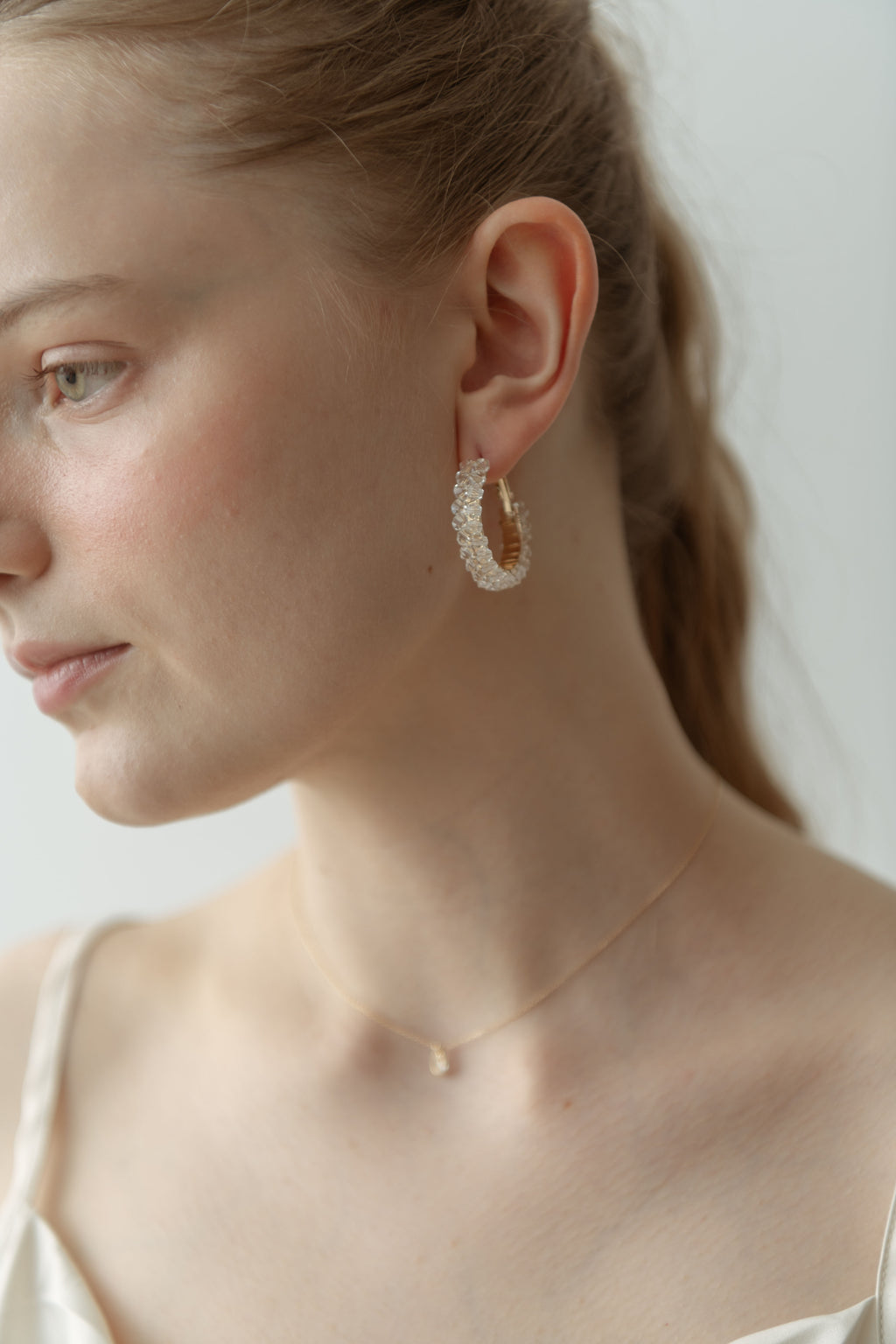 Crystal Hoop Pierce / Gold