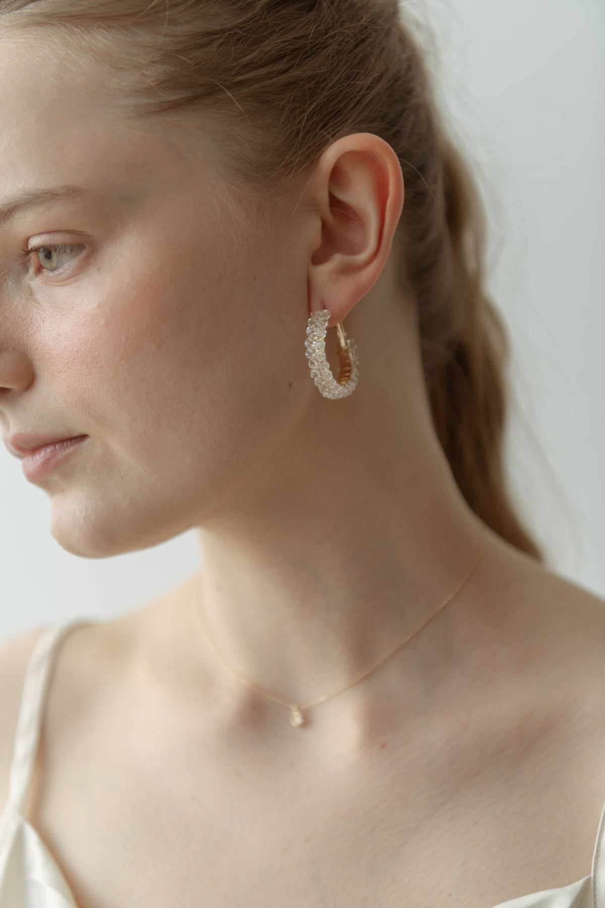 Crystal Hoop Pierce / Gold