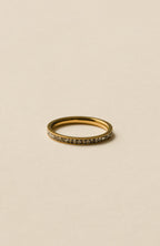 Eternal Stone Ring / Gold