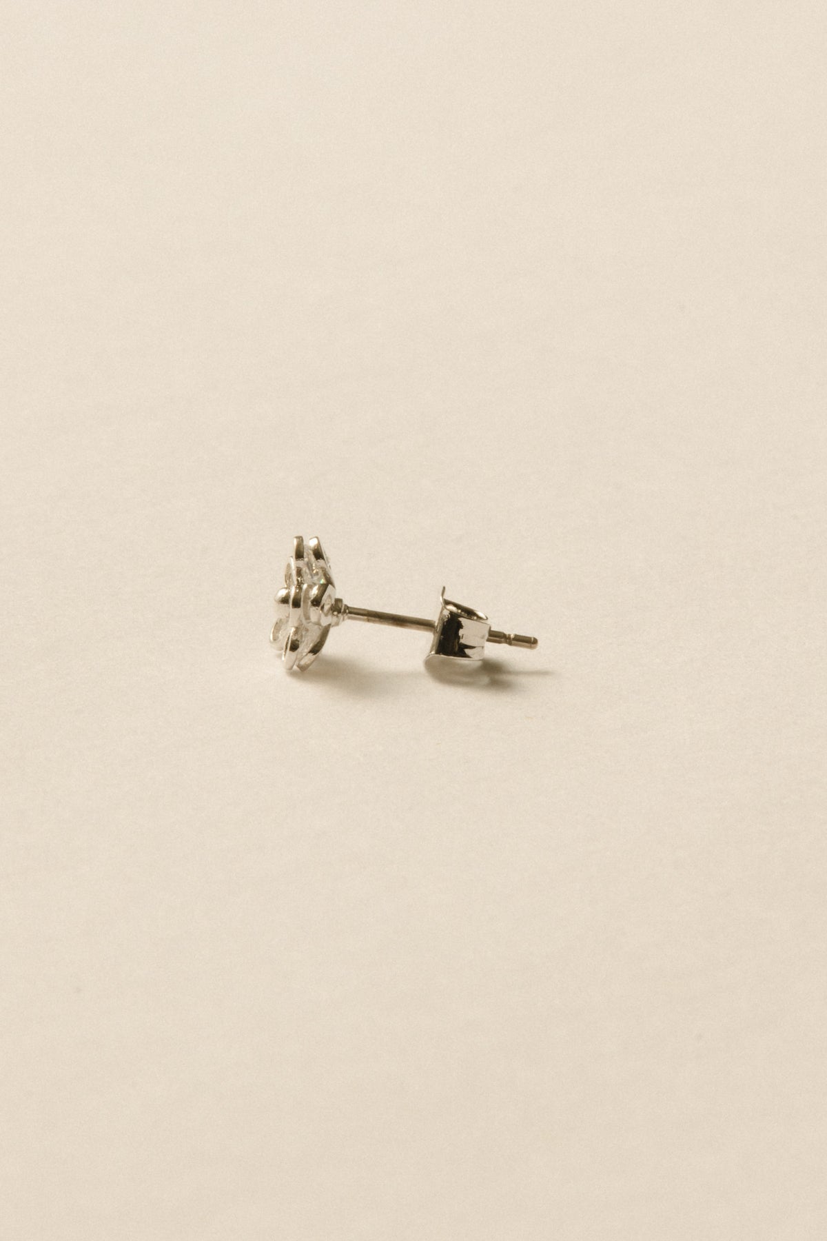 Clair Flower Pierce / Silver