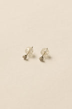 Tiny Stone Pierce / Silver