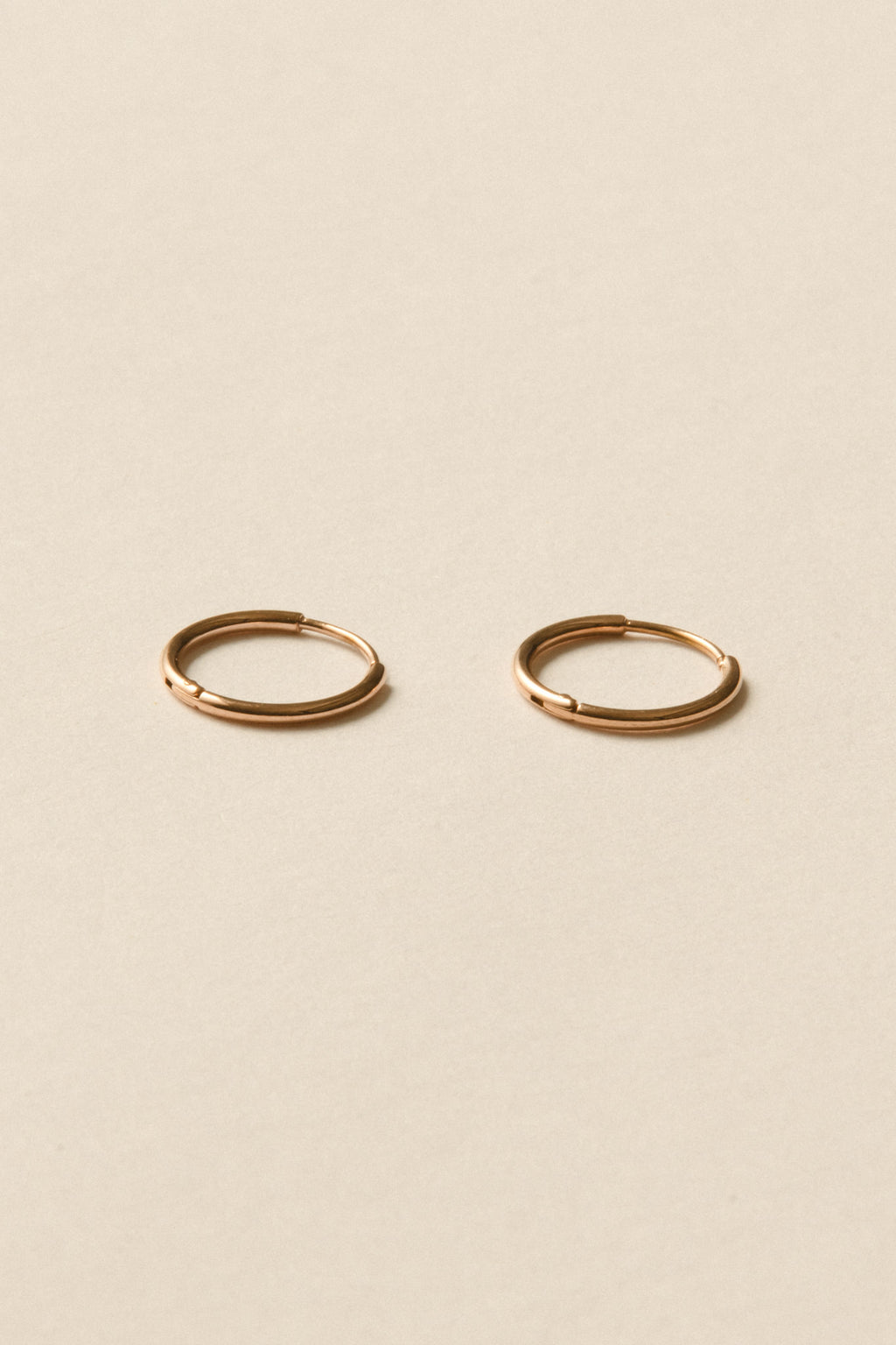Thin Hoop Pierce / Rose Gold