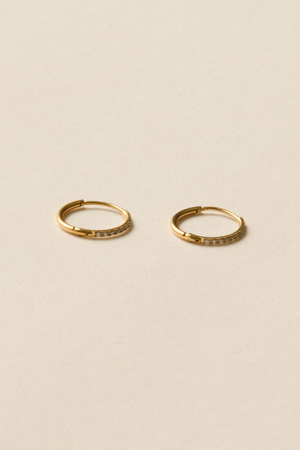 Stone Hoop Pierce / Gold