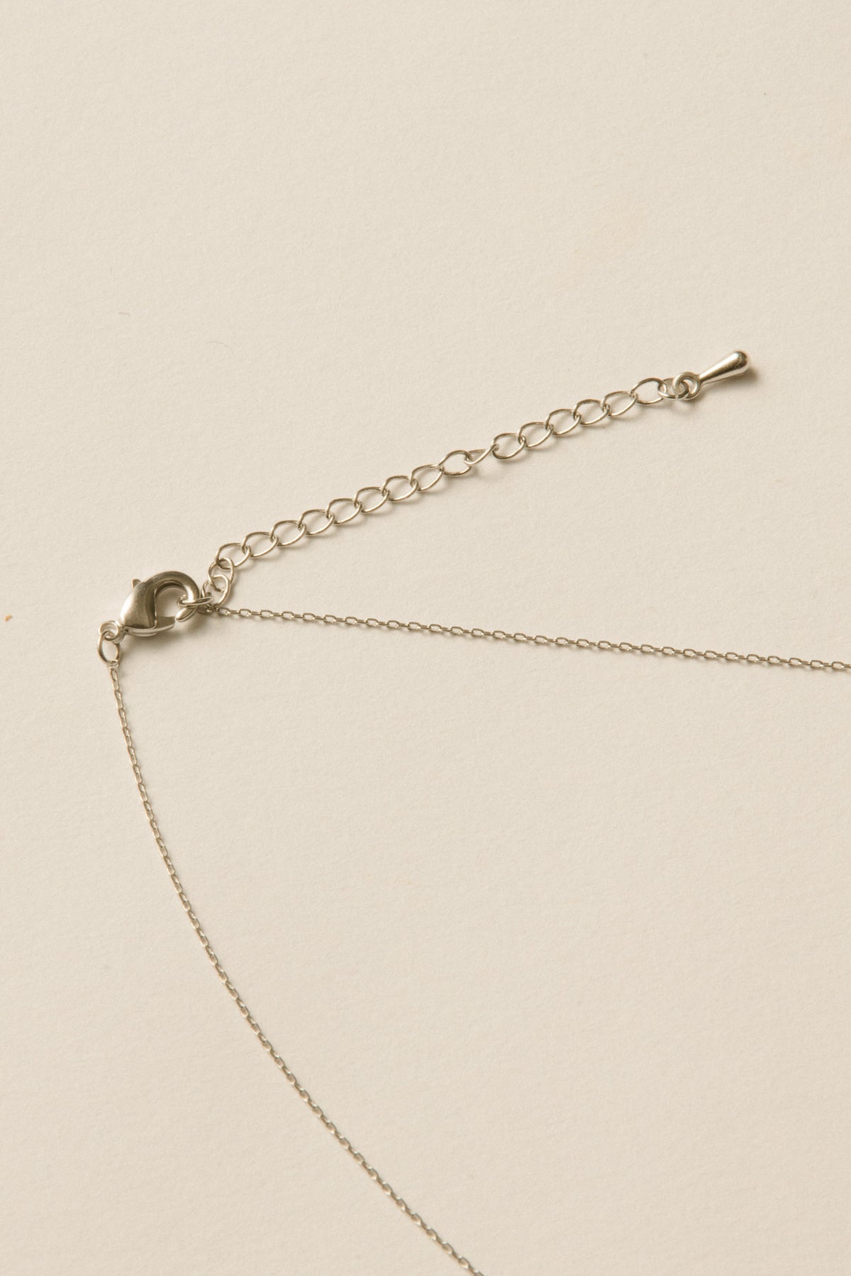 Drop Stone Necklace / Silver